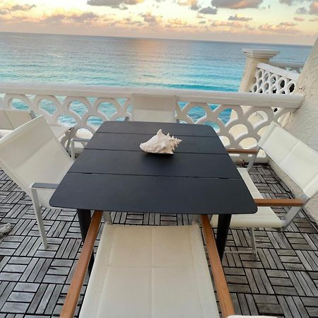 “Magic Sunrise At Cancun” Kültér fotó