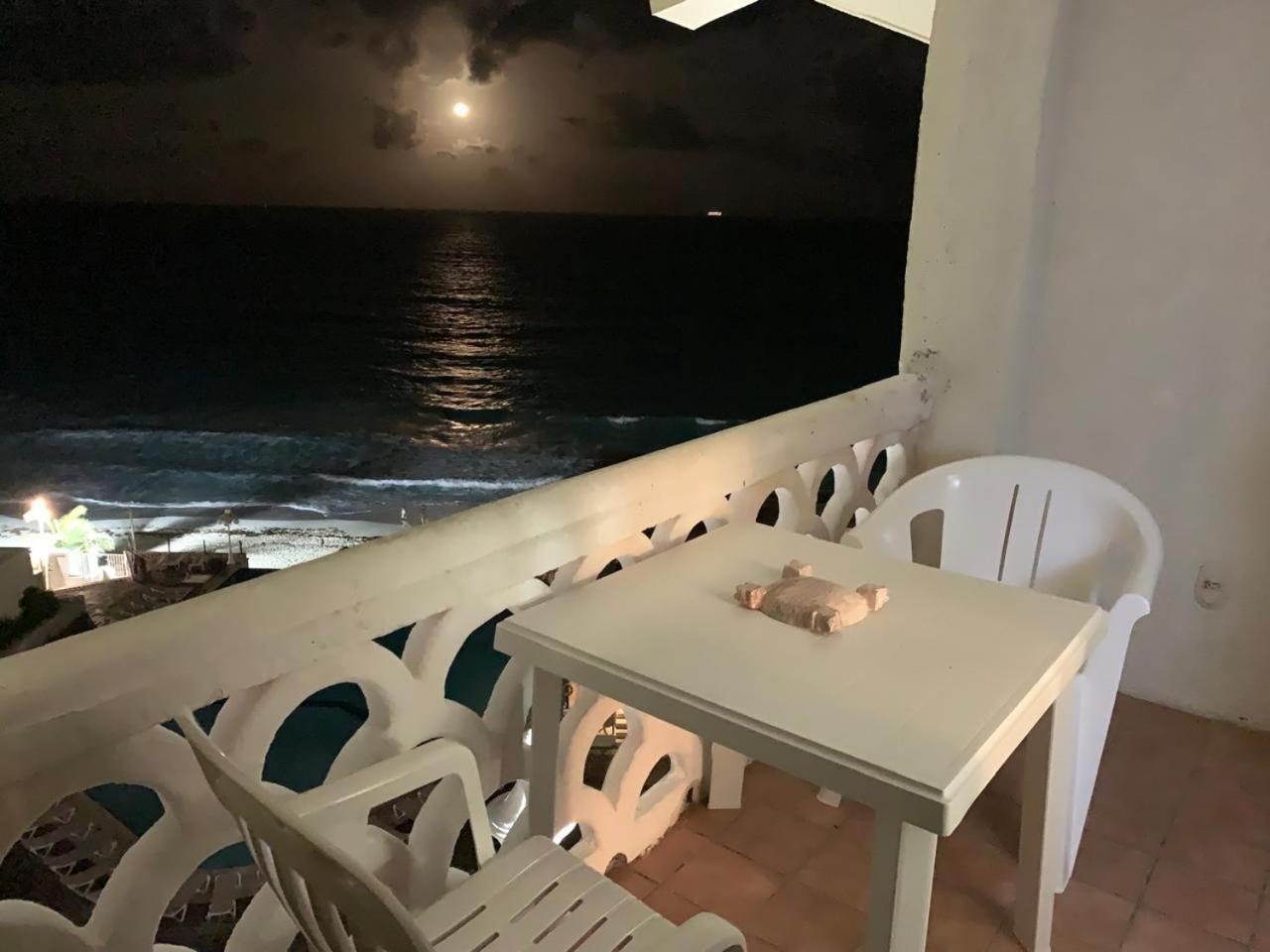 “Magic Sunrise At Cancun” Kültér fotó