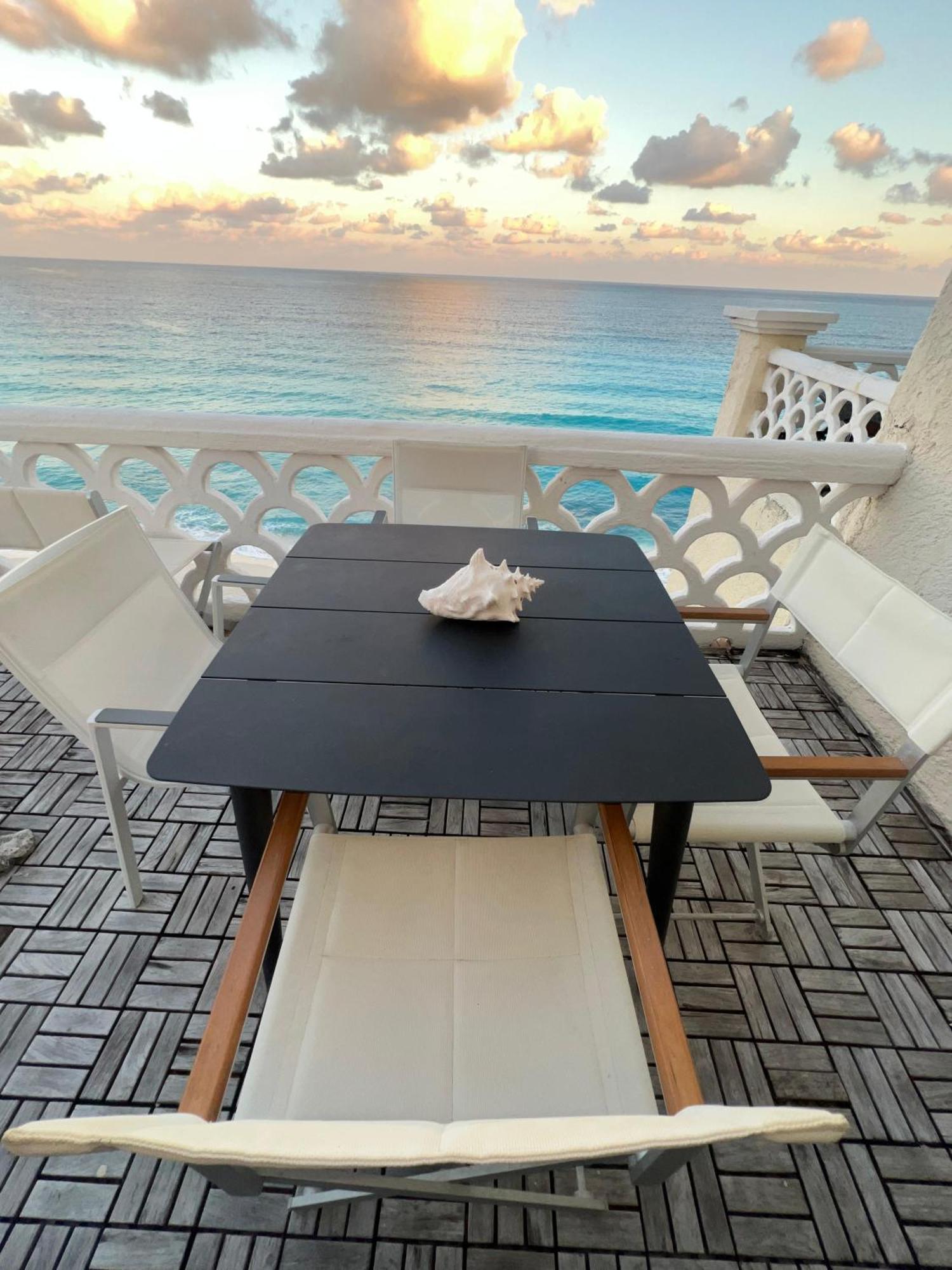 “Magic Sunrise At Cancun” Kültér fotó